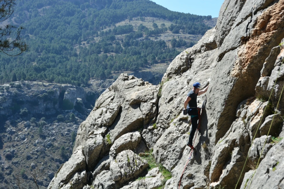 Escalada Deportiva Peñon Del Gallo Cazorla