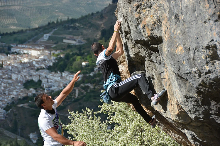 Escalada En Bloque Riogazas Cazorla
