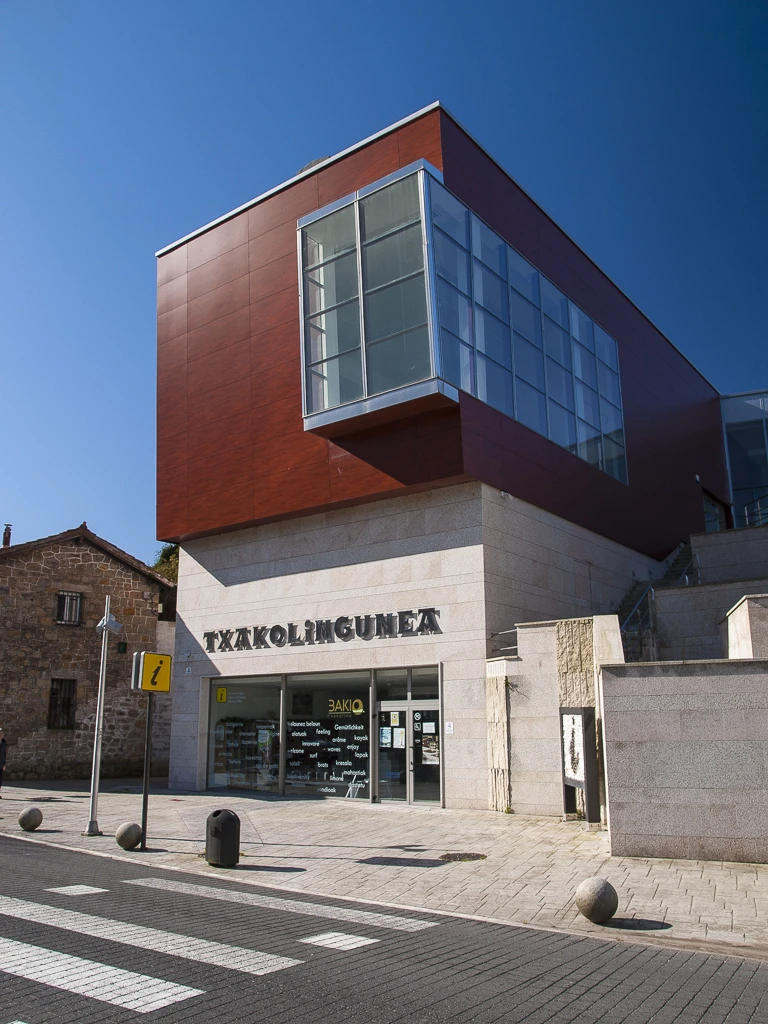 TXAKOLINGUNEA - MUSEO DEL TXAKOLI
