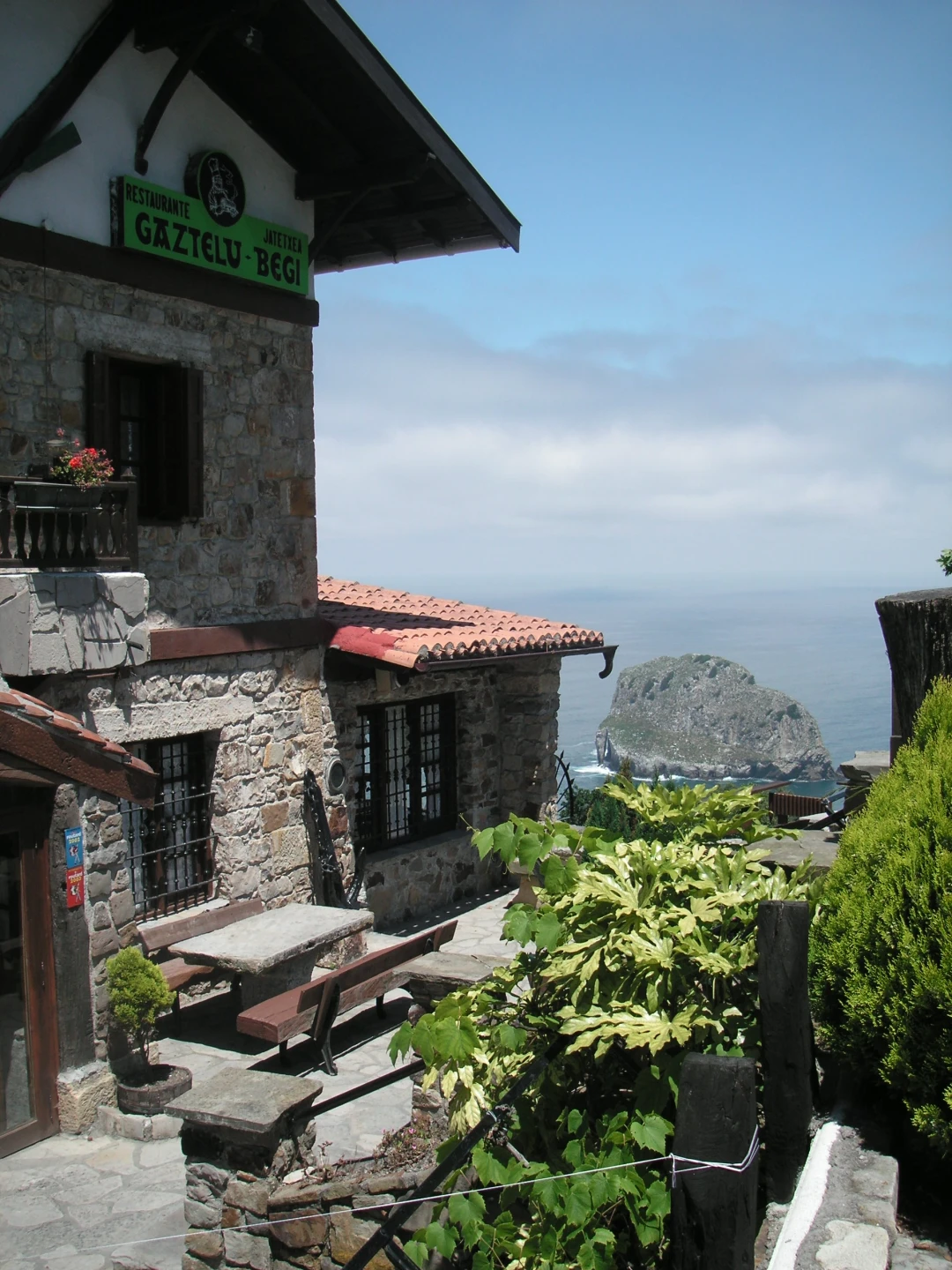 GAZTELU BEGI PENSION