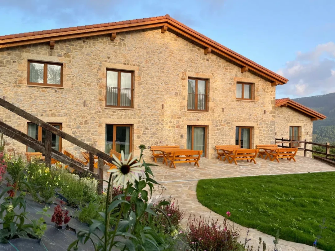 APARTAMENTOS TURÍSTICOS ELEXBURU LANDA