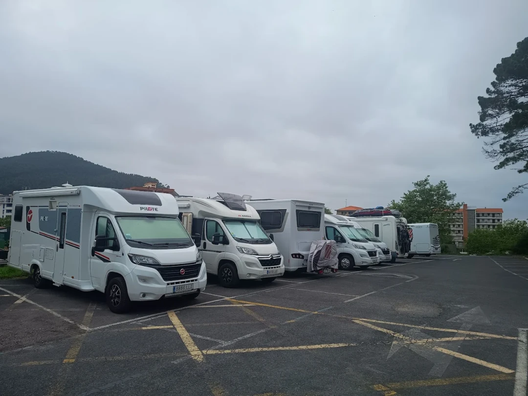 AREA DE AUTOCARAVANAS DE BENTA