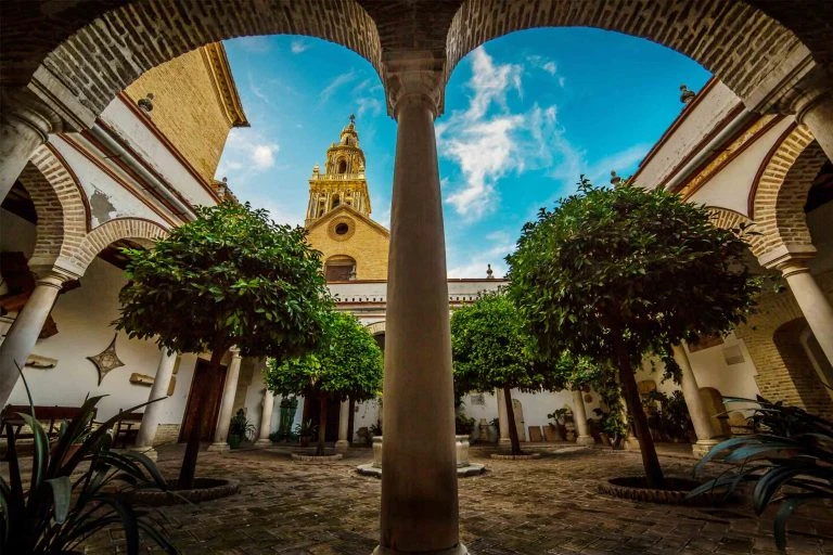 Iglesia de Santa María