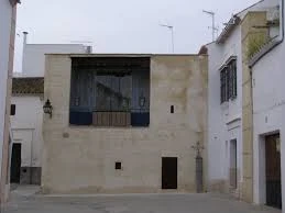 Muralla con capilla Virgen de Belén