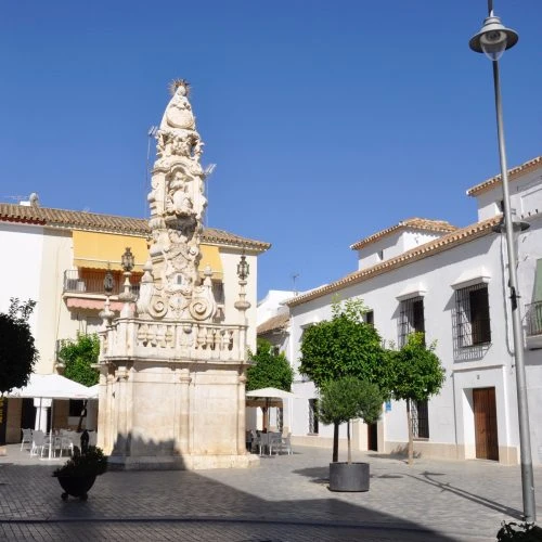Monumento Virgen del Valle y San Pablo