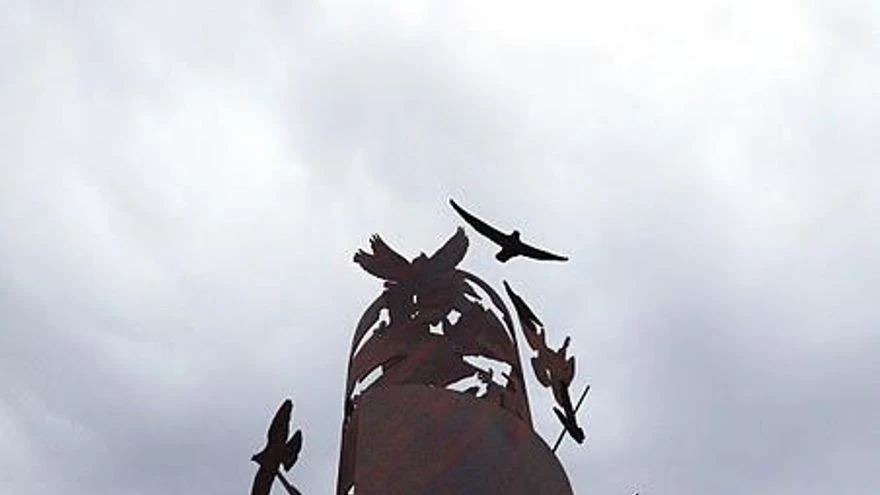 Monumento a las víctimas – parque Luchadores por la Libertad