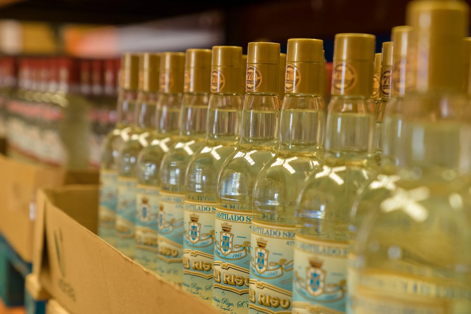 Anises, licores y ginebras