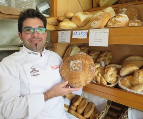 Pan artesano y repostería Panadería Cordón