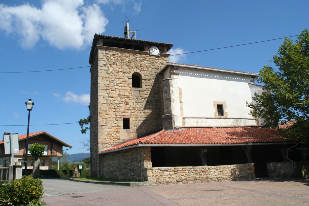 Iglesia San Martín de Fika