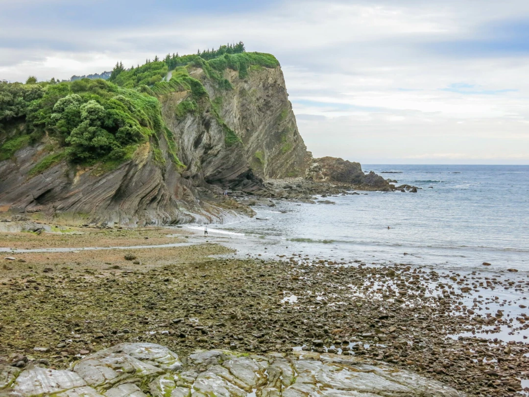 Playa de Armintzakalde Lemoiz