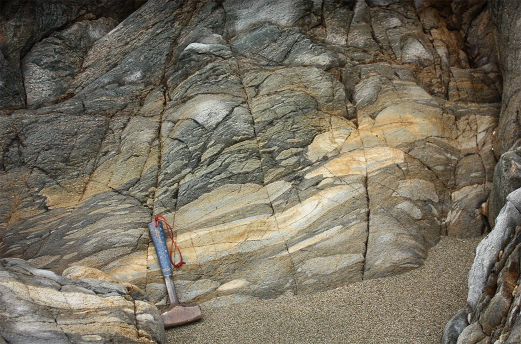 Geosite Península de Masanteo-Illa de San Vicente e mélange de Somozas na praia de Espasante e San Antón