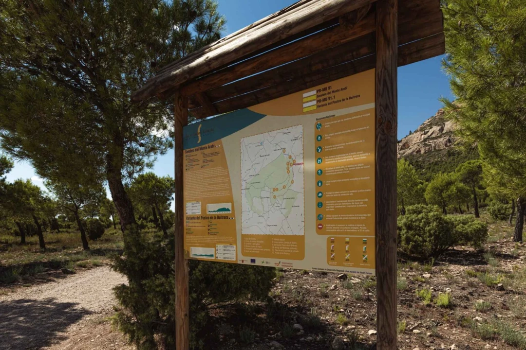 Se reabre el punto de información del Monte Arabí en la Casa del Guarda