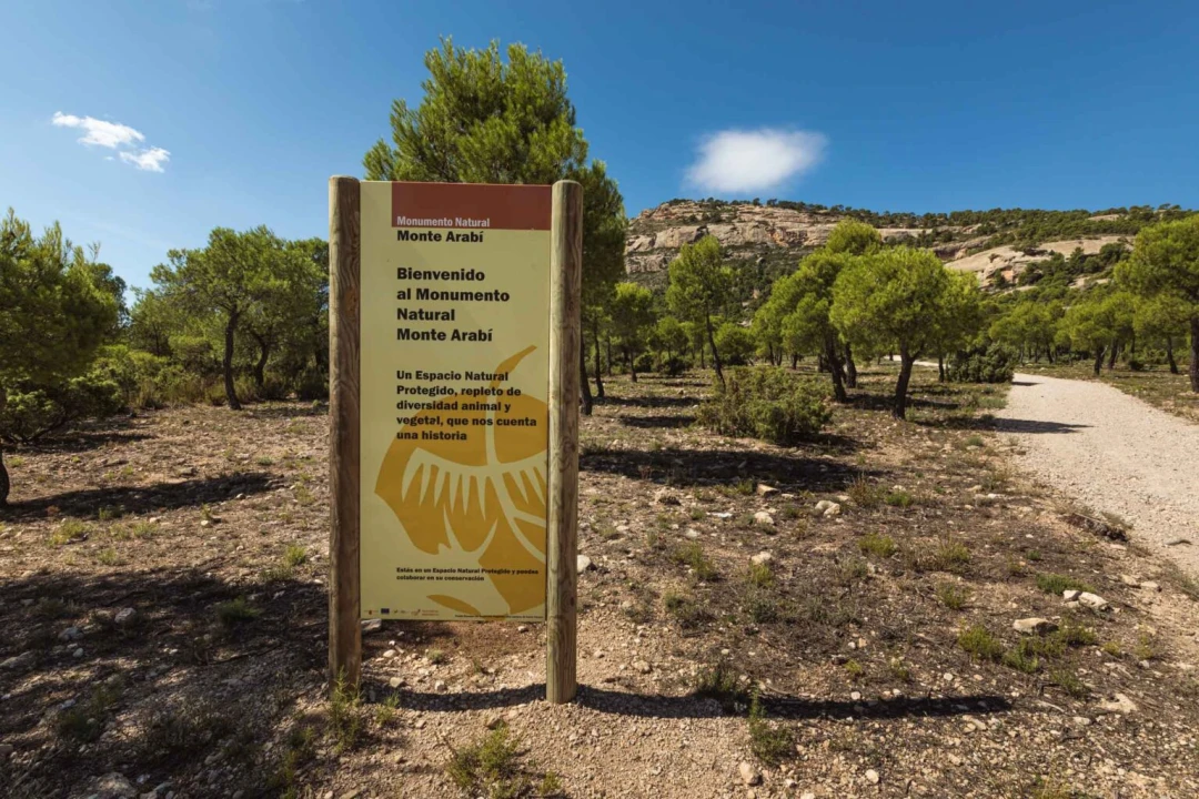 Se reabre el punto de información del Monte Arabí en la Casa del Guarda