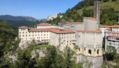 Vía Verde del Ferrocarril Vasco Navarro