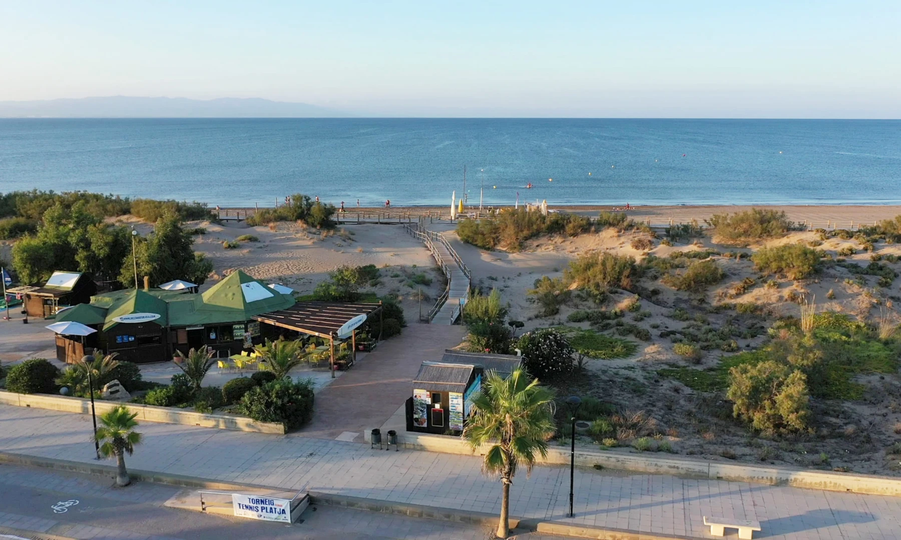 Darwing Beach- Deltanatur