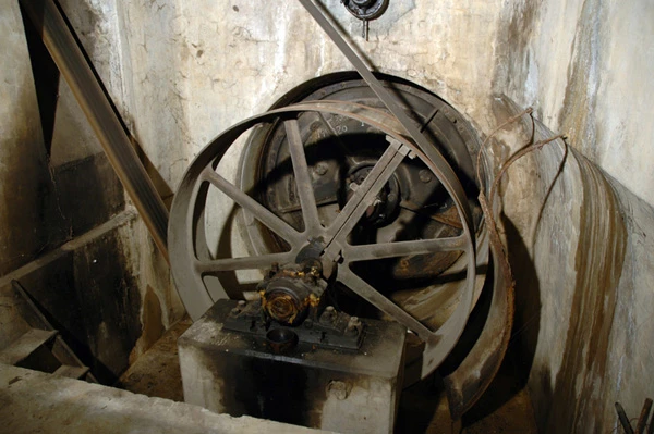 Caja de tres norias