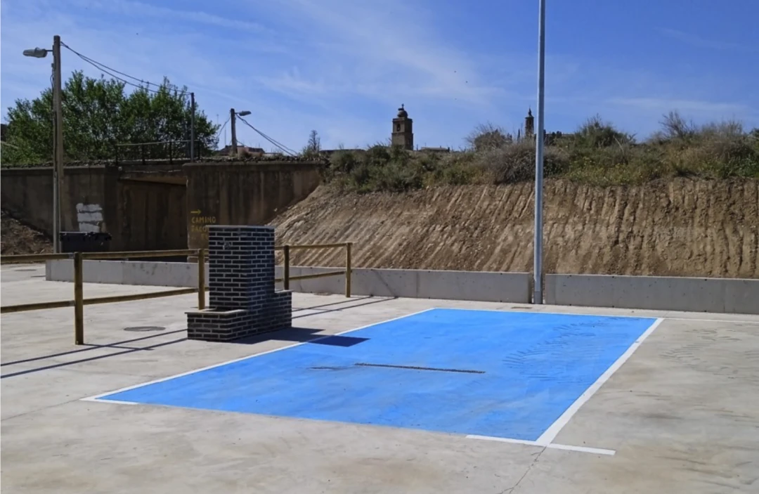 Área de autocaravanas río Ebro(Escatrón)