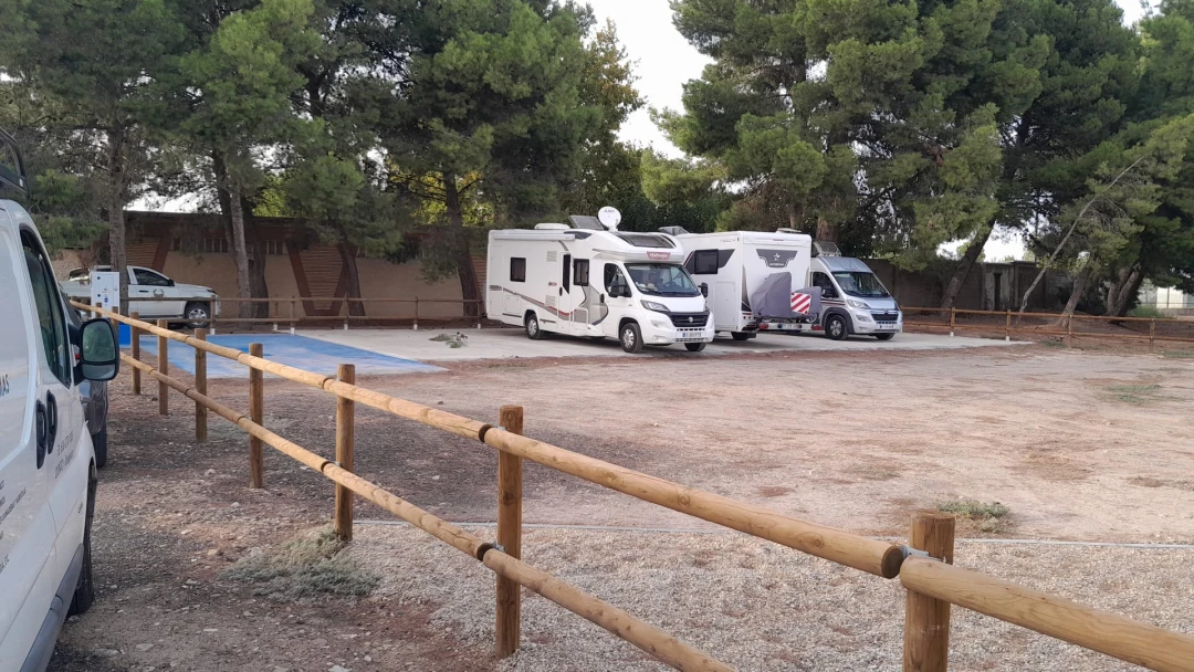 Área de autocaravanas (Quinto)