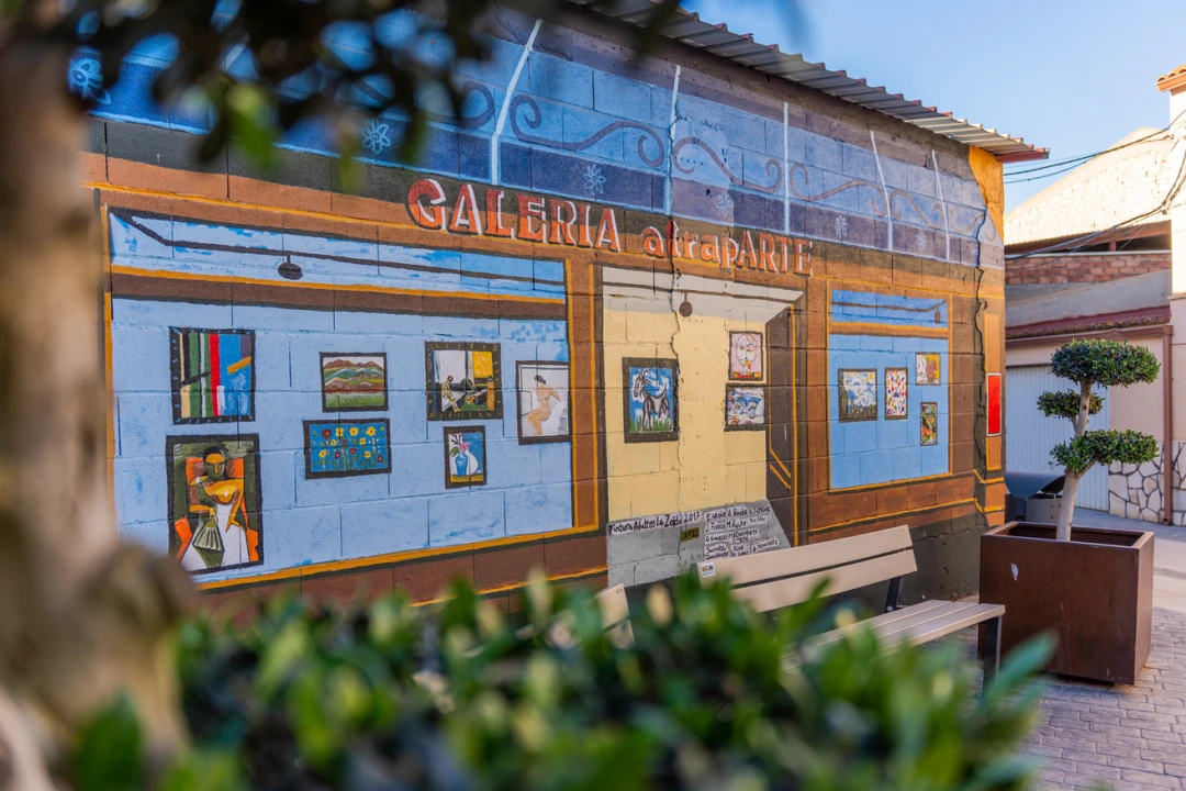 Mural Galería AtrapARTE (Plaza Portal)
