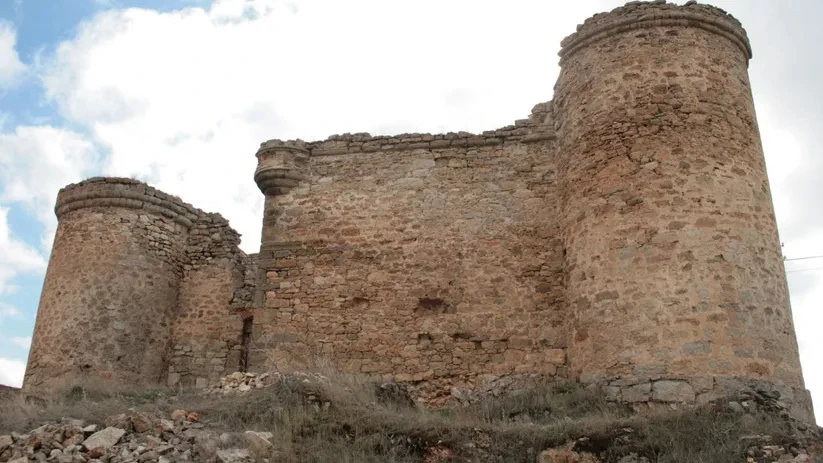 Castillo de Establés o Malasombra