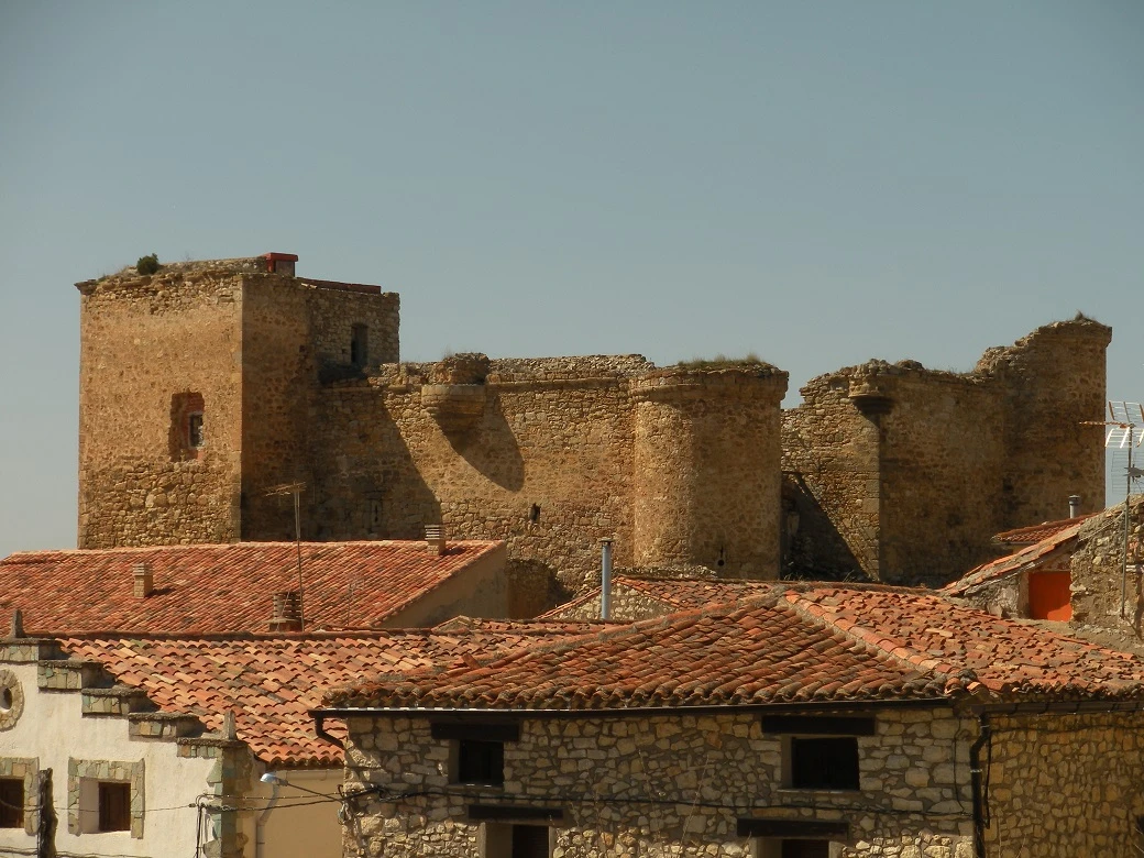 Castillo de Establés o Malasombra