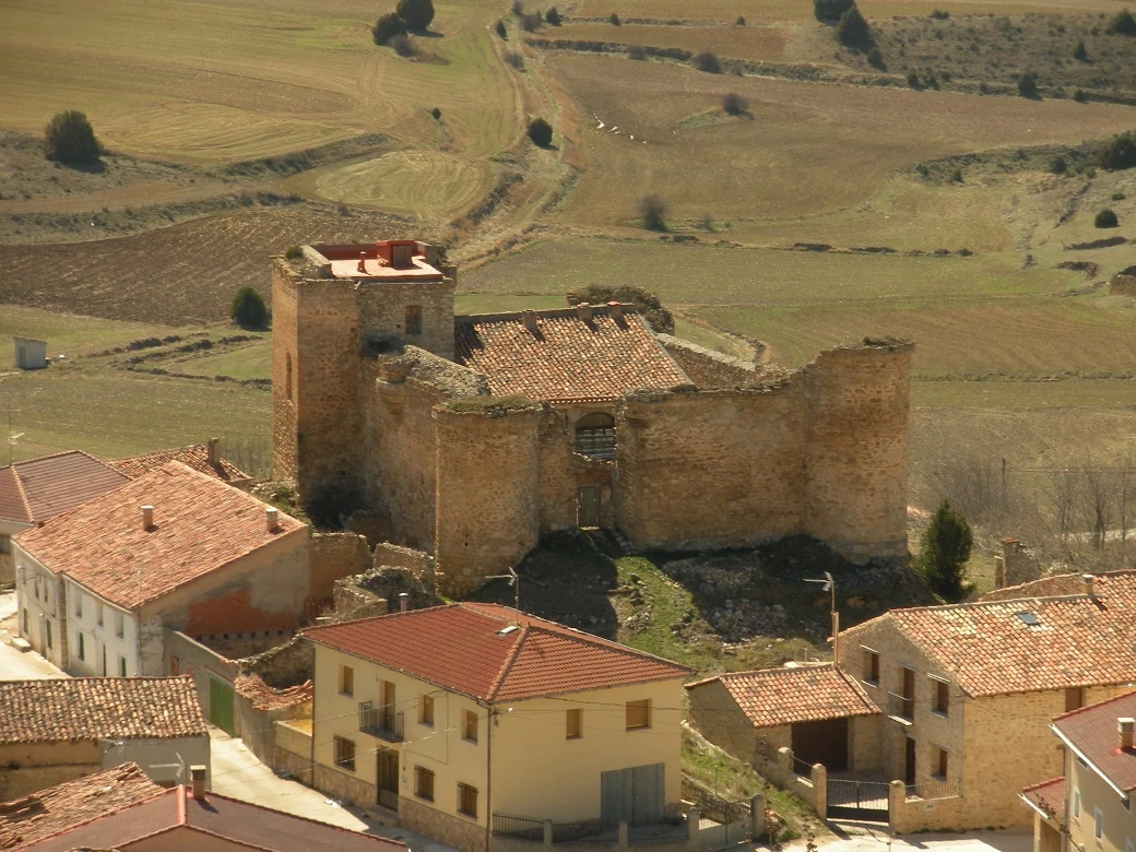 Castillo de Establés o Malasombra