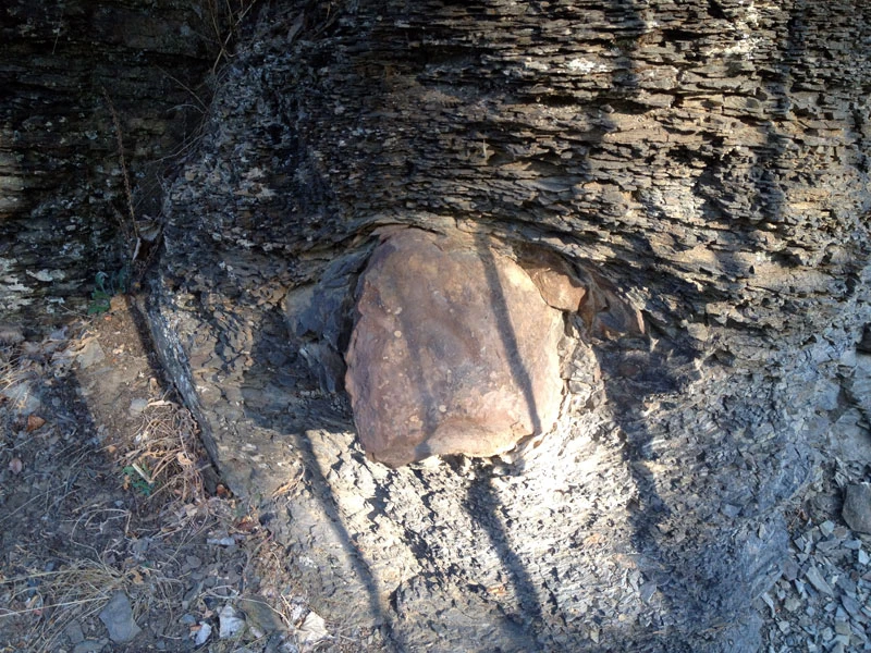 Dropstone Checa