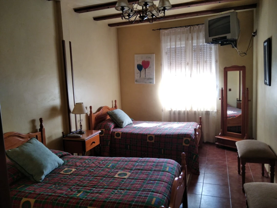 Hostal La Hoz, S.L.