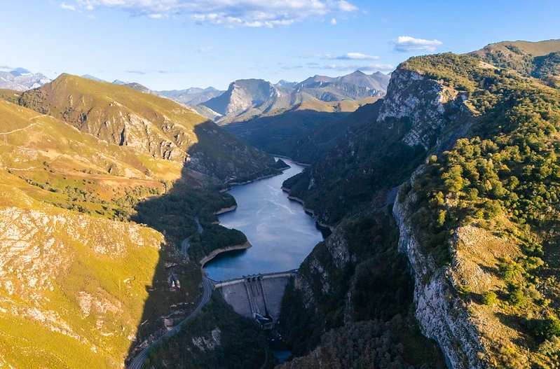 Embalse de Tanes