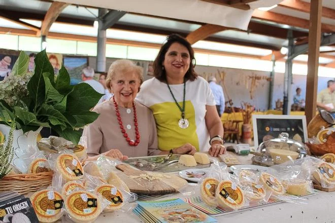 Certamen del Quesu Casín y Muestra de Artesanía (Caso)