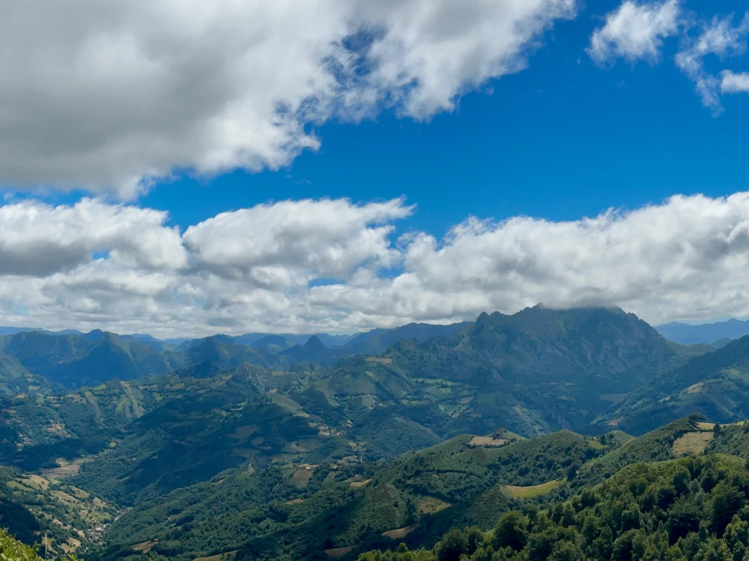 Mirador al Valle de Villoria – Picu Tres Concejos (1030 m)