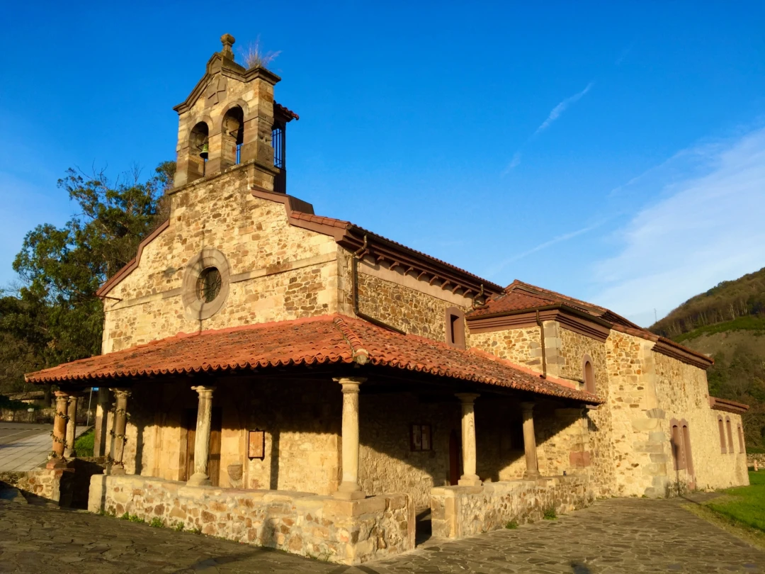 Iglesia de San Martín de Riañu