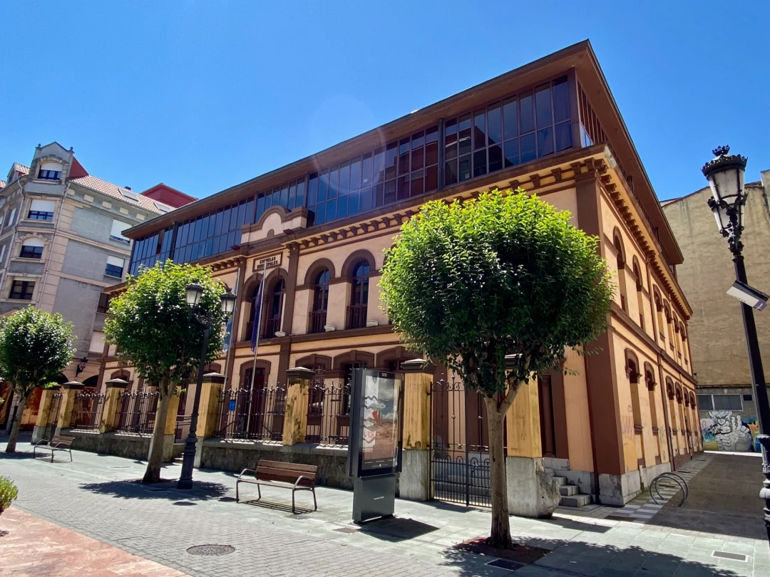 Escuelas Dorado