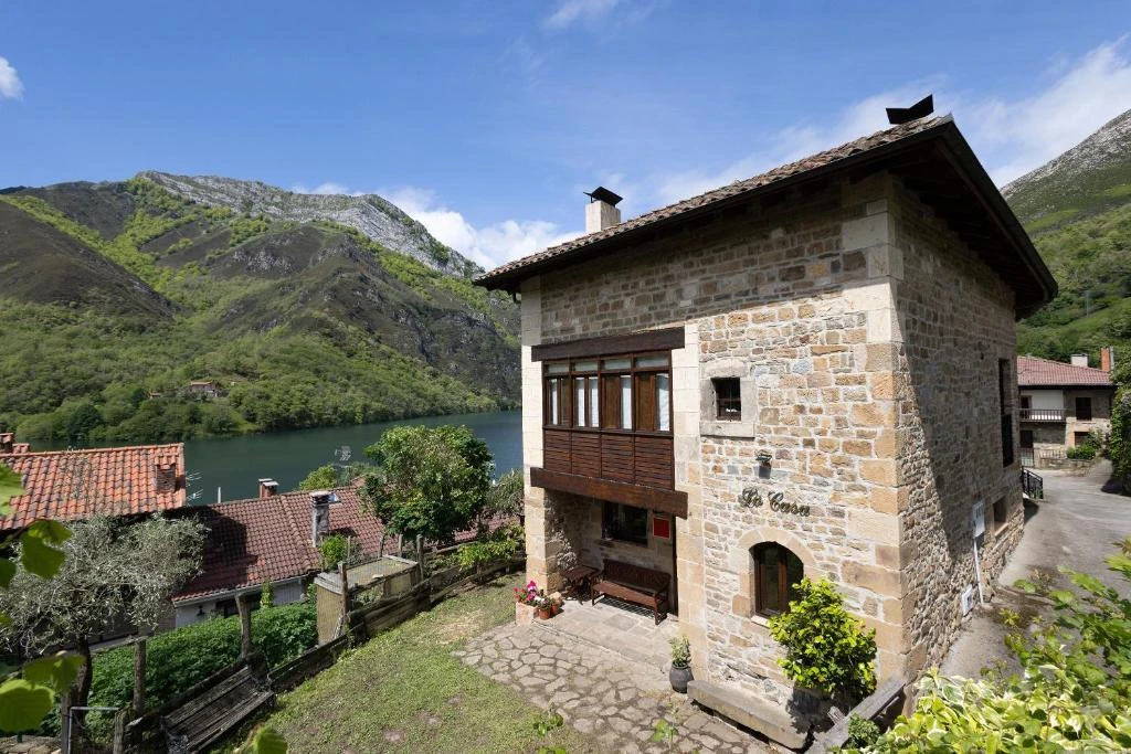 Apartamentos rurales La Casa de Tanes