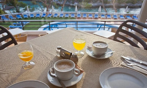 Hotel Cabot Cala Ferrera
