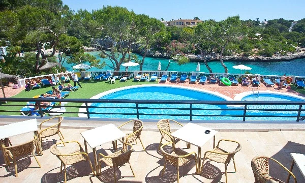 Hotel Cabot Cala Ferrera