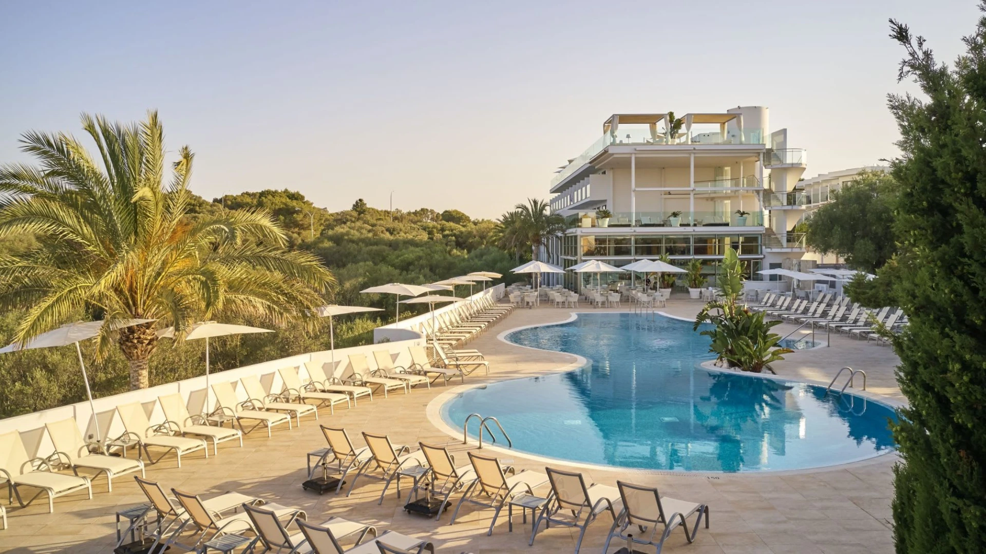 Hotel Monsuau