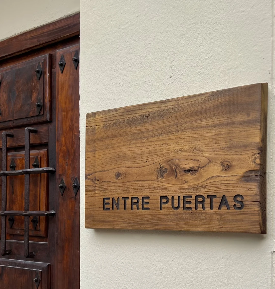 Hotel EntrePuertas