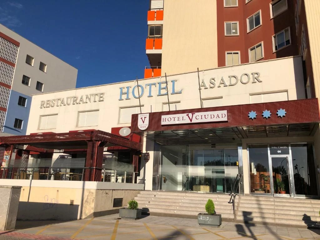 Hotel V. Ciudad