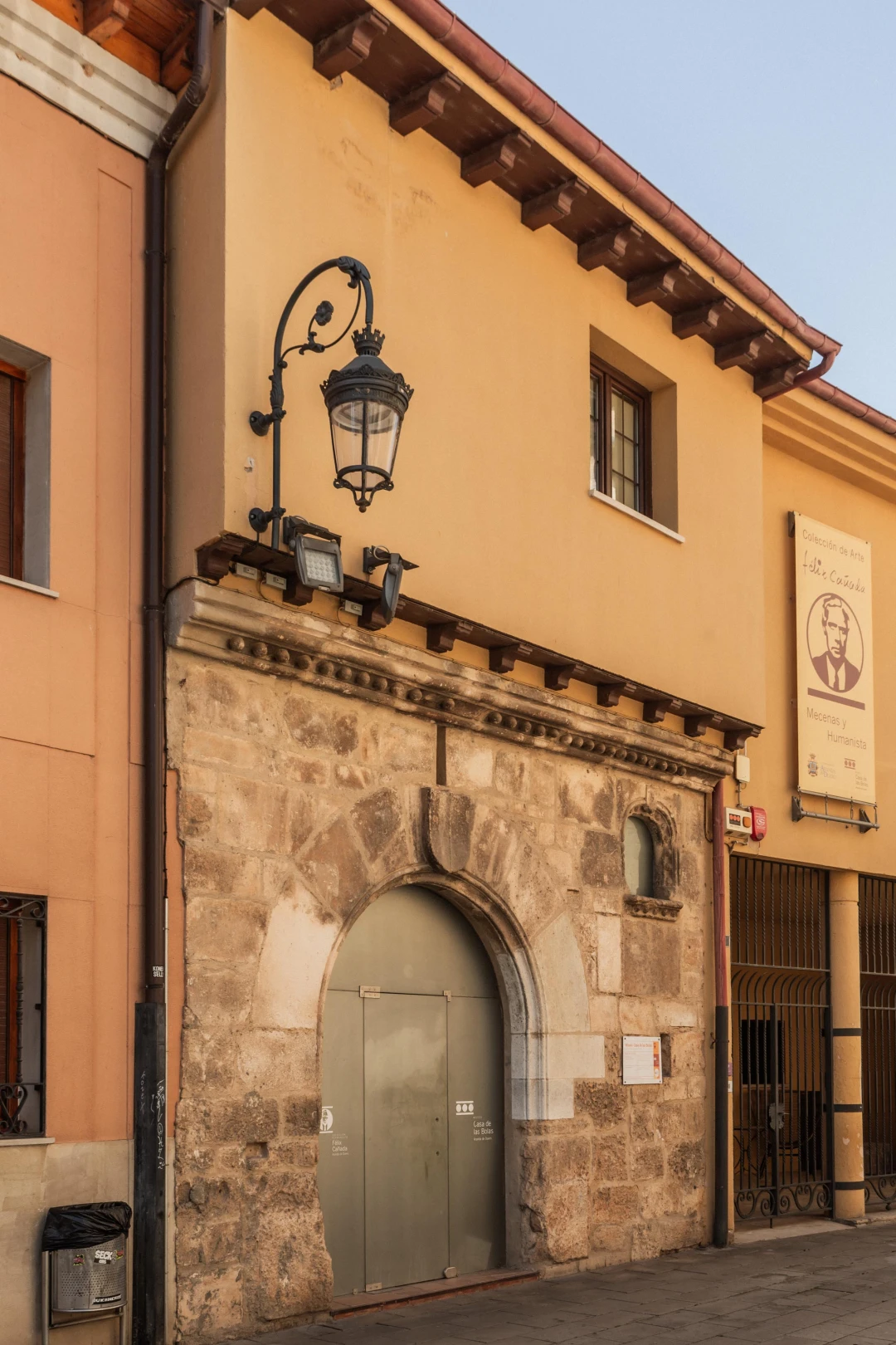 Museo de Pintura – Casa de las Bolas (Colección de Arte Félix Cañada)