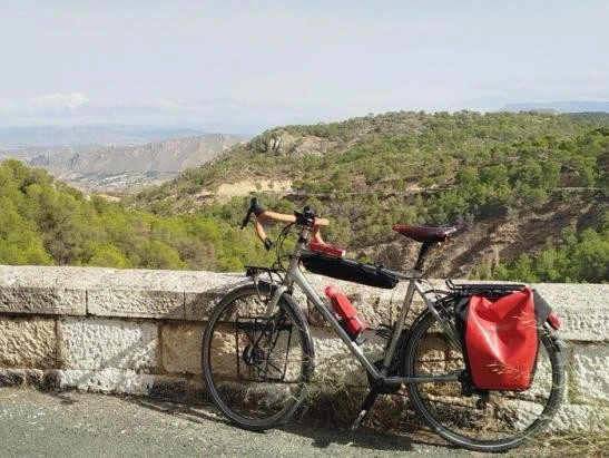 Pedaleando bienestar – Paseo entre huerta y río