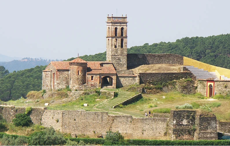 Castillo-Mezquita de Almonaster la Real