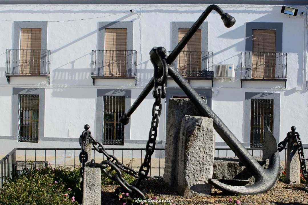 Monumentos a la Marina Española