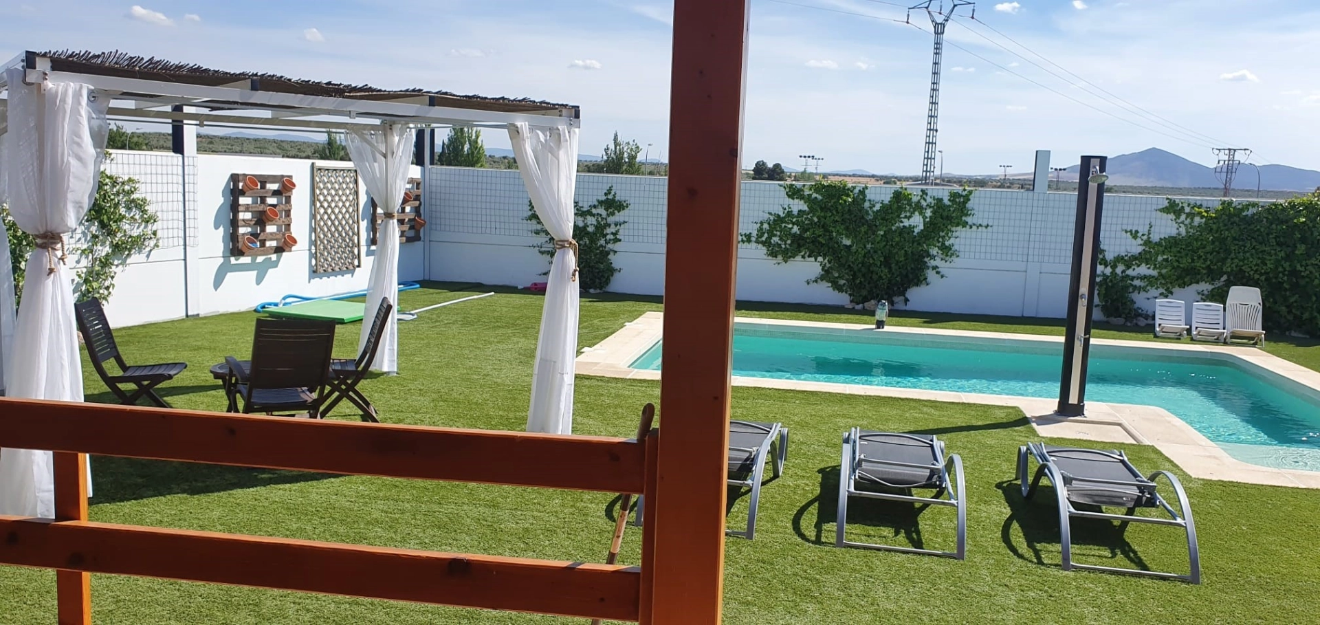 Casa Rural Madera y Miel