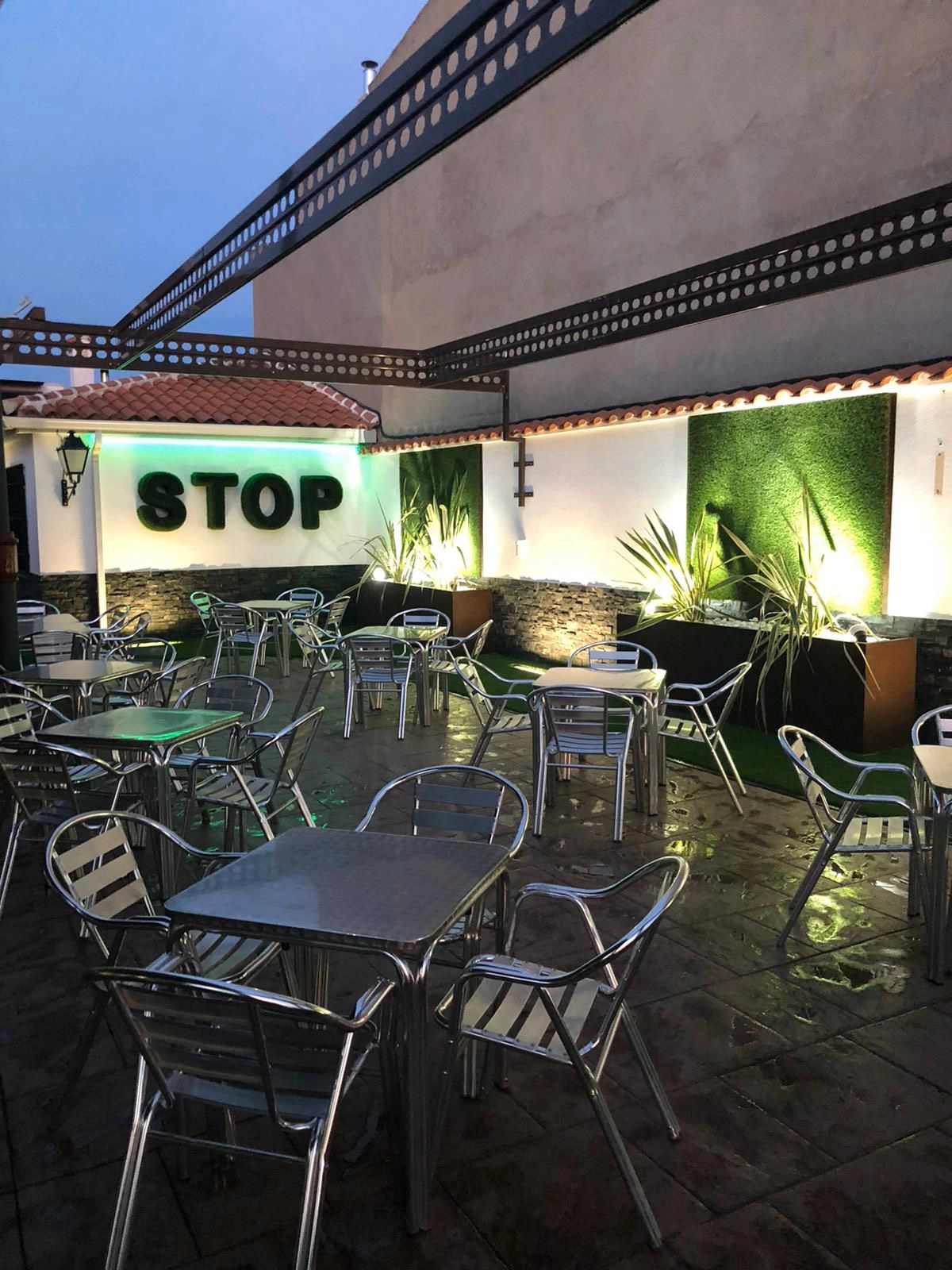 Café-bar STOP
