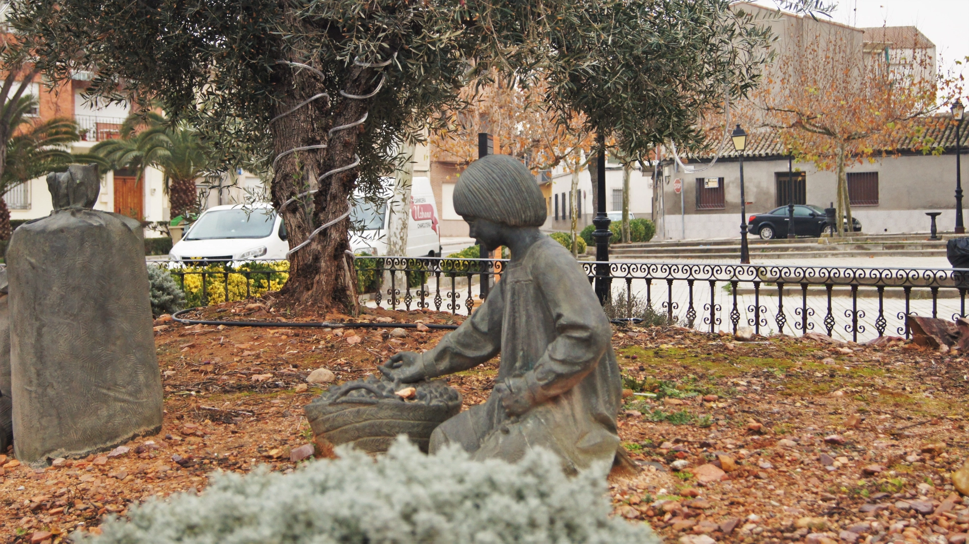 Monumento al Aceitunero